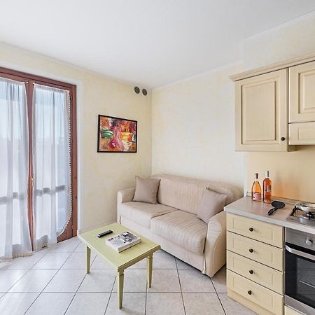 I Mosaici Apartments By Wonderful Italy Sirmione Bagian luar foto